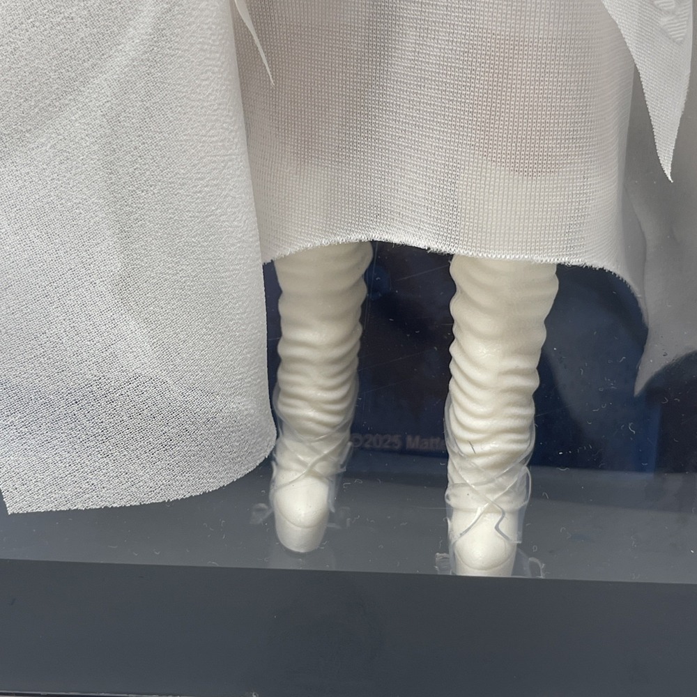 2025‎ Barbie Stevie Nicks Doll Bella Donna 1981 Lp White Dress Mattel Signature - Picture 5 of 16